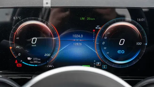 MERCEDES-BENZ EQA EQA 250 66.5kWh Progressive