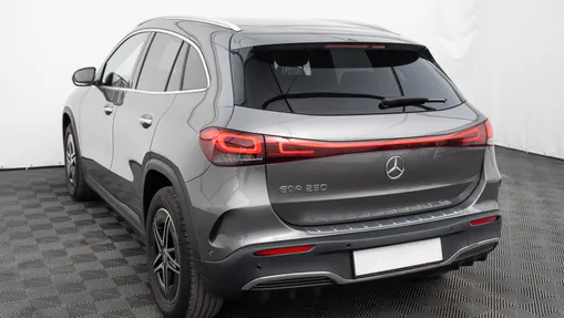 MERCEDES-BENZ EQA EQA 250 66.5kWh AMG Line