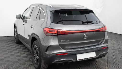 MERCEDES-BENZ EQA EQA 250 66.5kWh AMG Line
