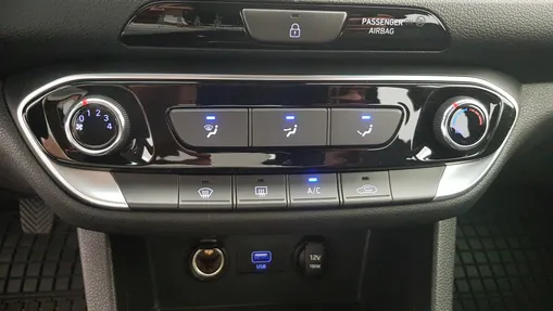 HYUNDAI i30 i30 1.0 T-GDI Modern
