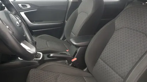 KIA Cee'd Ceed 1.6 CRDi SCR M