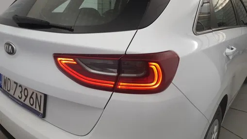 KIA Cee'd Ceed 1.6 CRDi SCR M