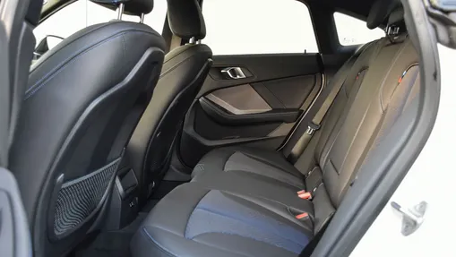 BMW Seria 2 218i M Sport