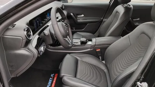 MERCEDES-BENZ A Klasa A 200 d Progressive 8G-DCT