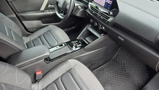 CITROEN C4 X C4 X 1.2 PureTech Shine S&S EAT8