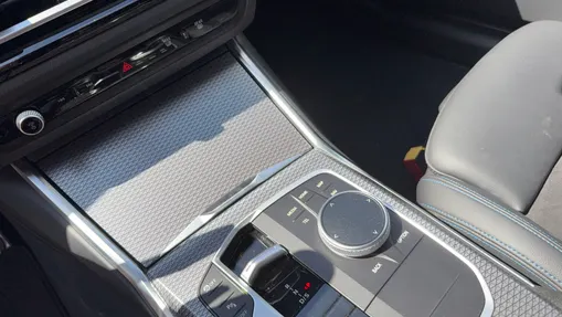BMW Seria 3 318i M Sport aut