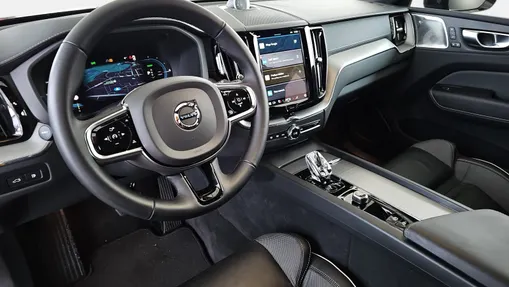 VOLVO XC60 XC60 T8 Plug-In Hybrid AWD Polestar Engineered aut