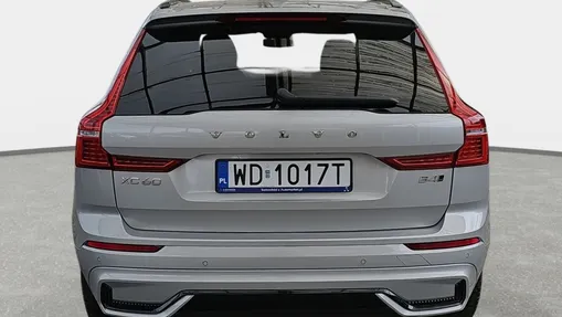 VOLVO XC60 XC60 B4 D AWD Plus Dark aut