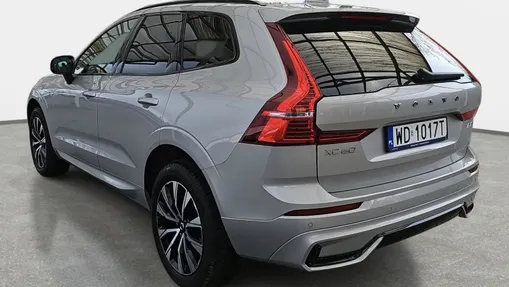 VOLVO XC60 XC60 B4 D AWD Plus Dark aut