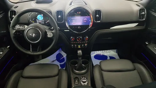 MINI [BMW] Countryman Cooper SE ALL4 Classic Trim aut