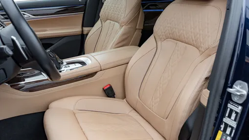 BMW Seria 7 745Le xDrive sport-aut