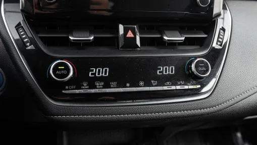 TOYOTA Corolla Corolla 2.0 Hybrid Comfort