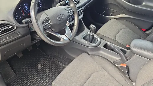 HYUNDAI i30 i30 1.5 DPI Smart