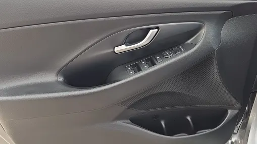 HYUNDAI i30 i30 1.5 DPI Smart