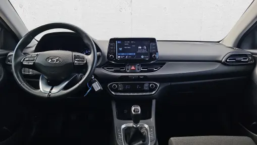 HYUNDAI i30 i30 1.5 DPI Smart