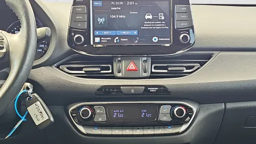 HYUNDAI i30 i30 1.5 DPI Smart