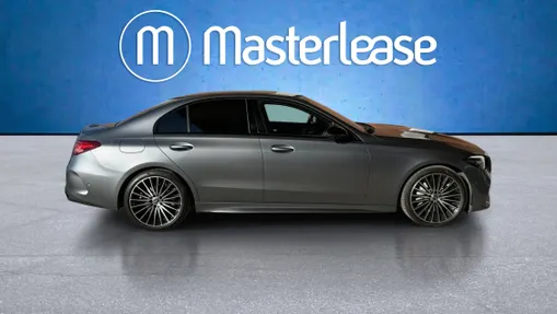 MERCEDES-BENZ C Klasa C 220 d mHEV 4-Matic AMG