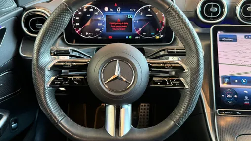 MERCEDES-BENZ C Klasa C 220 d mHEV 4-Matic AMG