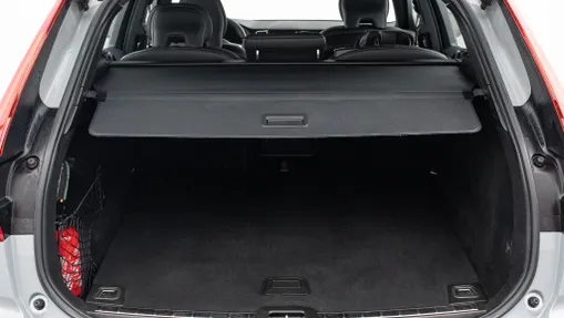 VOLVO XC60 XC60 B4 B Plus Dark aut