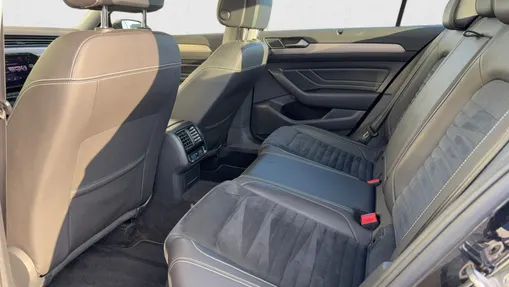 VOLKSWAGEN Passat Passat 2.0 TDI Elegance DSG