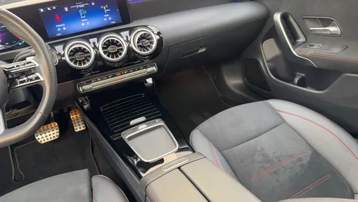 MERCEDES-BENZ CLA CLA 200 mHEV AMG Line 7G-DCT