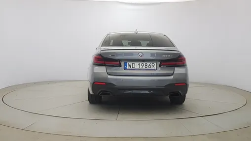 BMW Seria 5 530e xDrive M Sport sport-aut