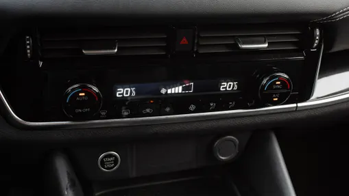 NISSAN Qashqai Qashqai 1.3 DIG-T mHEV N-Connecta Xtronic