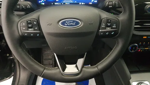 FORD Kuga Kuga 2.5 FHEV FWD Vignale