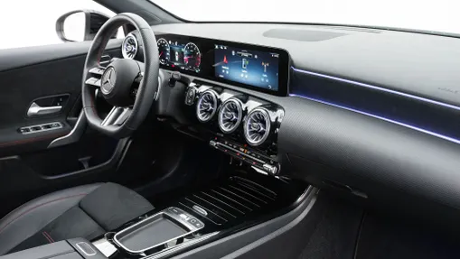 MERCEDES-BENZ A Klasa A 200 AMG Line 7G-DCT