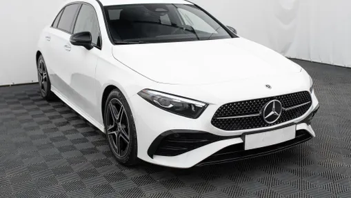 MERCEDES-BENZ A Klasa A 200 AMG Line 7G-DCT