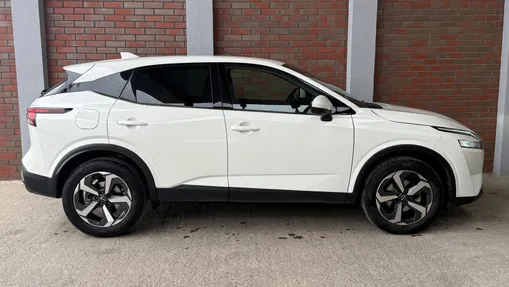 NISSAN Qashqai Qashqai 1.3 DIG-T mHEV N-Connecta Xtronic