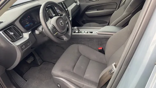 VOLVO XC60 XC60 B4 B Momentum Pro aut