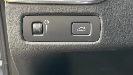 VOLVO XC60 XC60 B4 B Momentum Pro aut