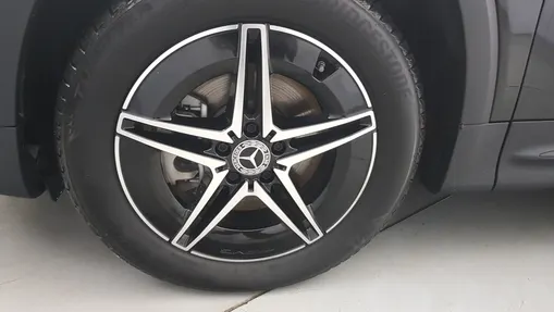 MERCEDES-BENZ EQB EQB 250 66.5kWh AMG