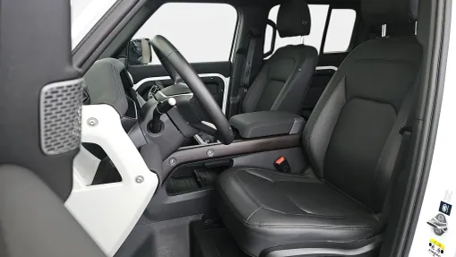 LAND ROVER Defender Defender 110 3.0 D300 mHEV SE