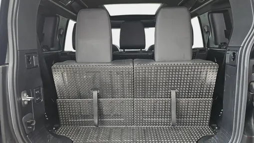LAND ROVER Defender Defender 110 3.0 D300 mHEV SE