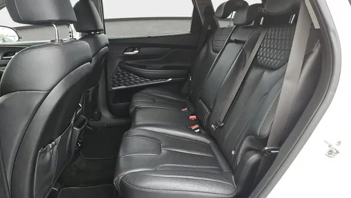 HYUNDAI Santa Fe Santa Fe 2.0 CRDi Platinum 4WD aut