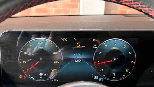 MERCEDES-BENZ GLB GLB 200 4-Matic AMG Line 8G-DCT