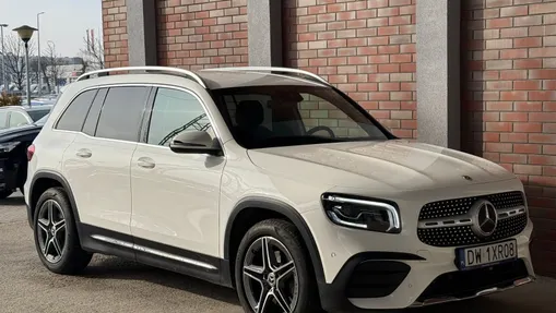 MERCEDES-BENZ GLB GLB 200 4-Matic AMG Line 8G-DCT