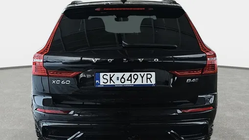 VOLVO XC60 XC60 B4 D AWD Plus Dark aut