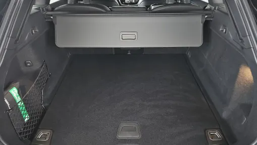 VOLVO XC60 XC60 B4 D AWD Plus Dark aut