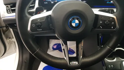 BMW iX1 iX1 xDrive30 66.5kWh M Sport