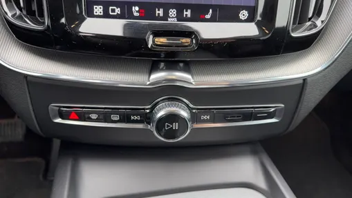 VOLVO XC60 XC60 B4 B Plus Bright aut
