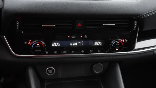 NISSAN Qashqai Qashqai 1.3 DIG-T mHEV N-Connecta Xtronic