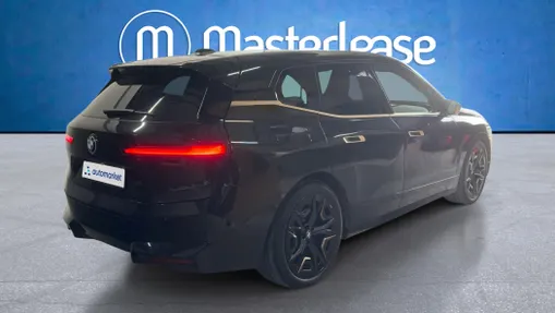 BMW iX iX xDrive40 76.6kWh