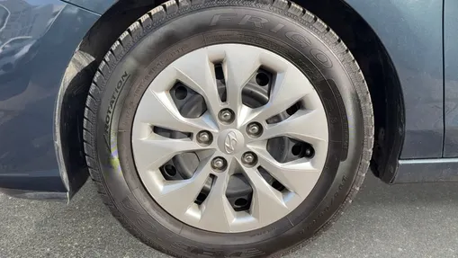 HYUNDAI i30 i30 1.0 T-GDI Classic + DCT