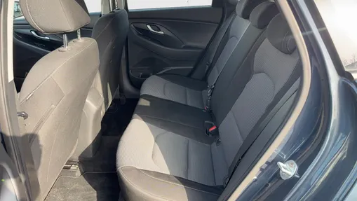 HYUNDAI i30 i30 1.0 T-GDI Classic + DCT