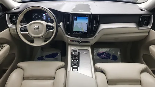 VOLVO XC60 XC60 B4 D AWD Inscription aut