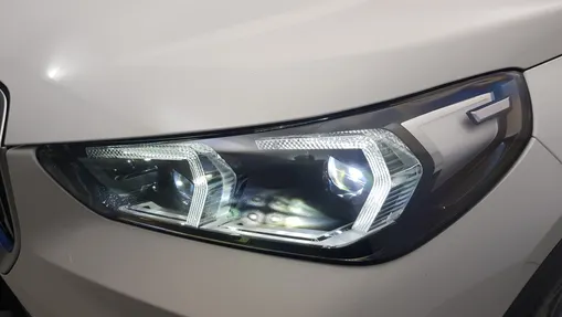 BMW iX1 iX1 xDrive30 66.5kWh