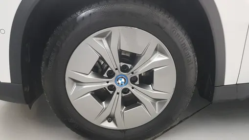 BMW iX1 iX1 xDrive30 66.5kWh